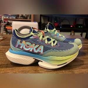 Hoka Cielo X1